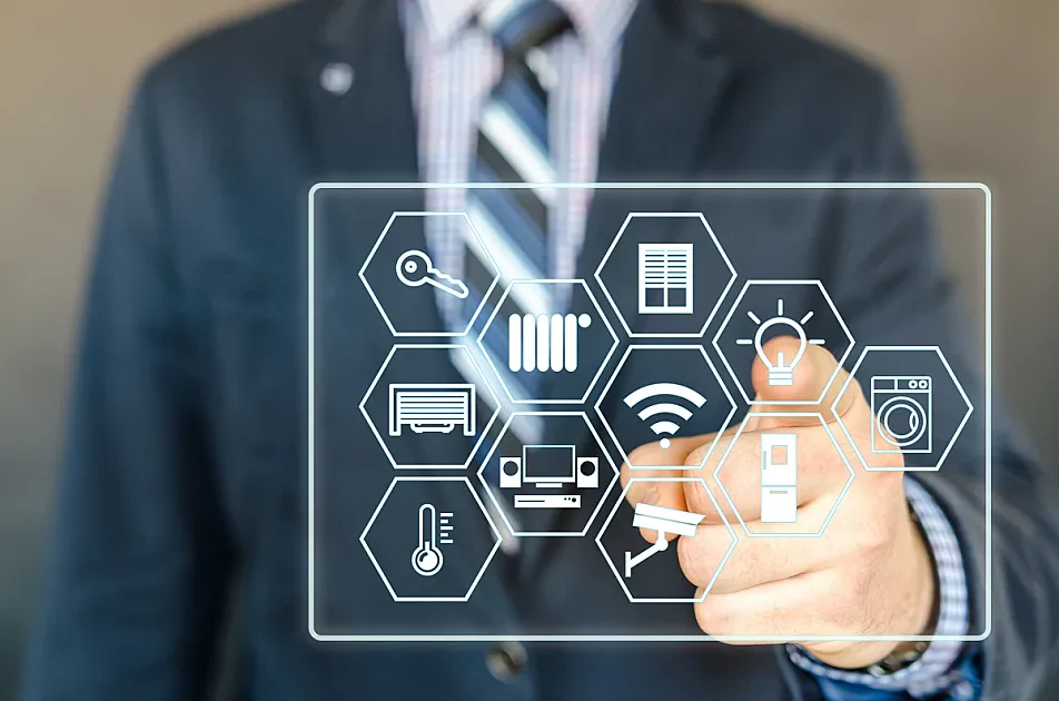 Smart Home 2026: Welche Gadgets sind beim Neubau Pflicht und was ist Spielerei?