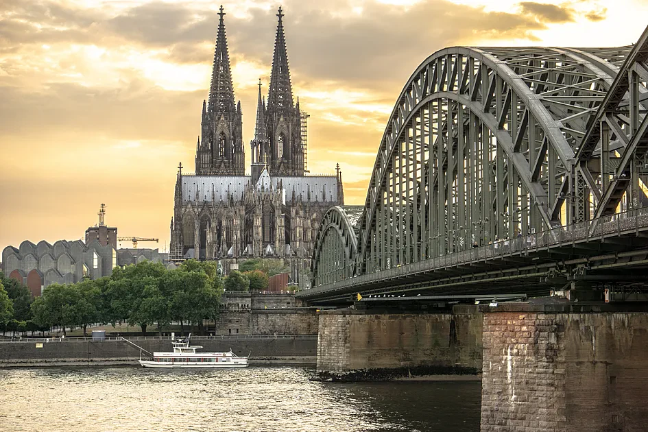HWK Köln schlägt Alarm: Bürokratie-Stopp und neue Digital-Zuschüsse für das Bauhauptgewerk 2026
